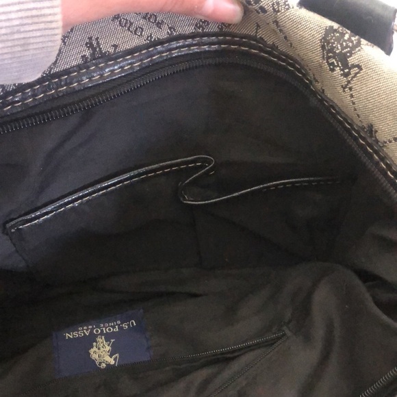 U.S. Polo Assn. grey and black leather hand bag - Picture 7 of 10